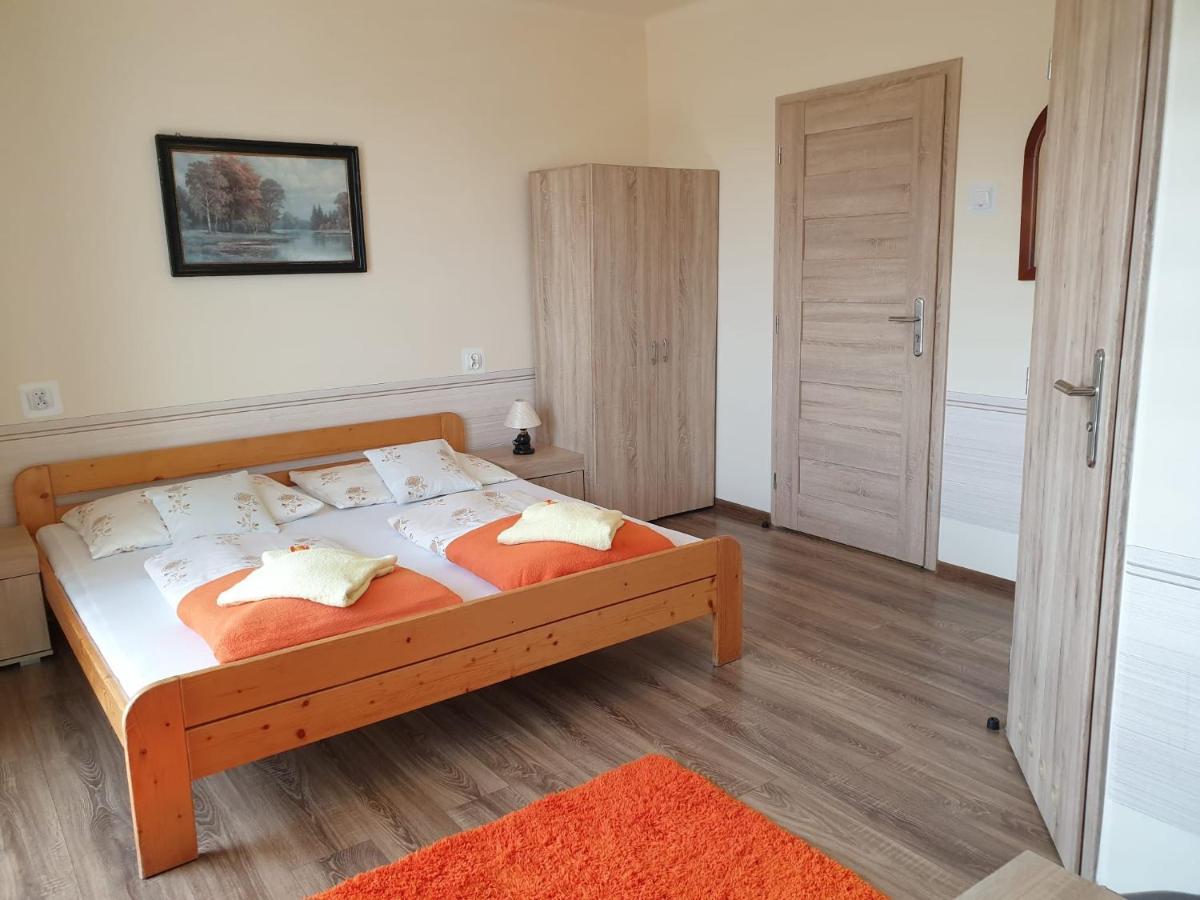 コルビエルフ Irena Bed & Breakfast エクステリア 写真