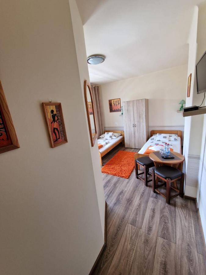コルビエルフ Irena Bed & Breakfast エクステリア 写真