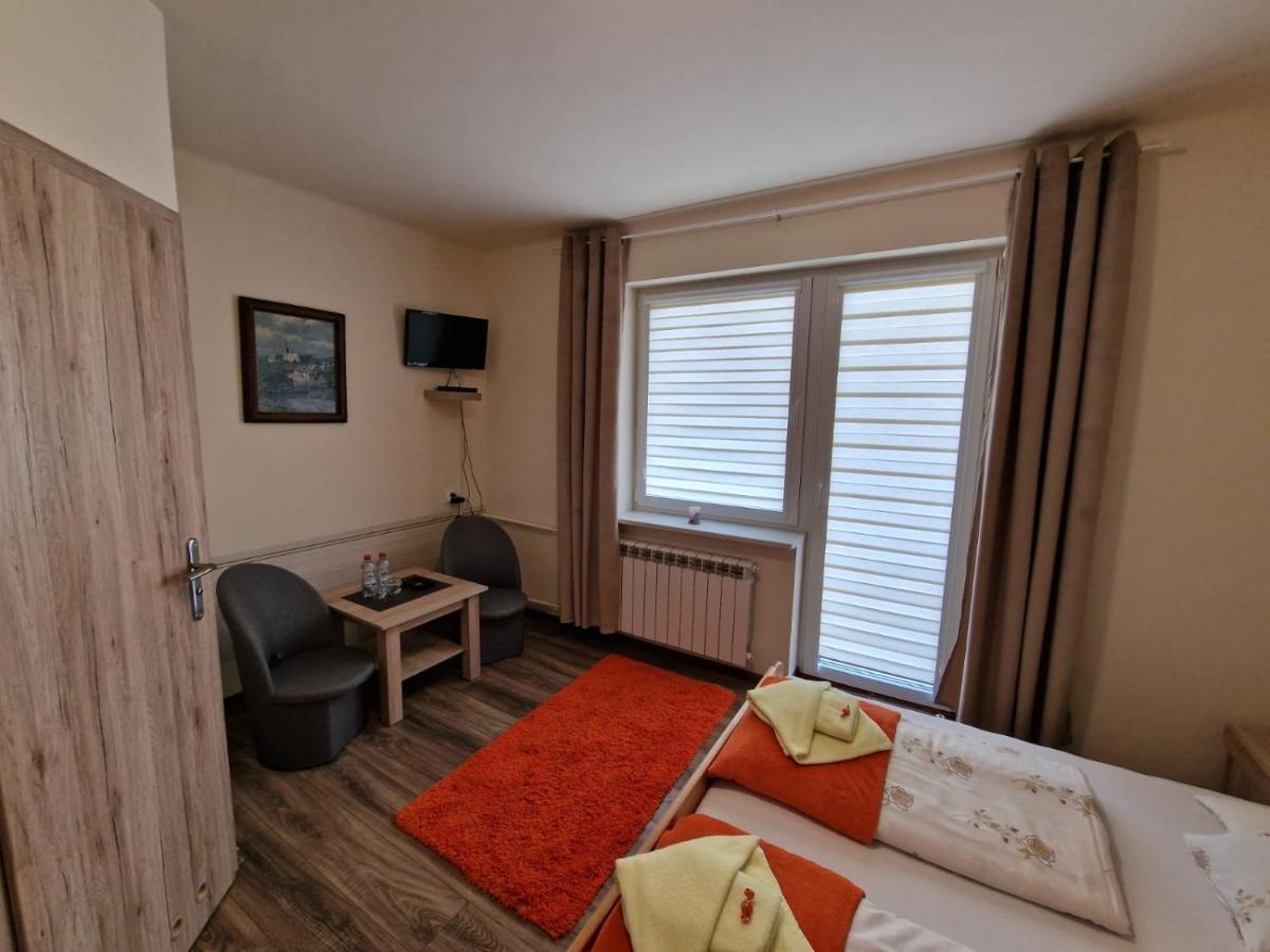 コルビエルフ Irena Bed & Breakfast エクステリア 写真