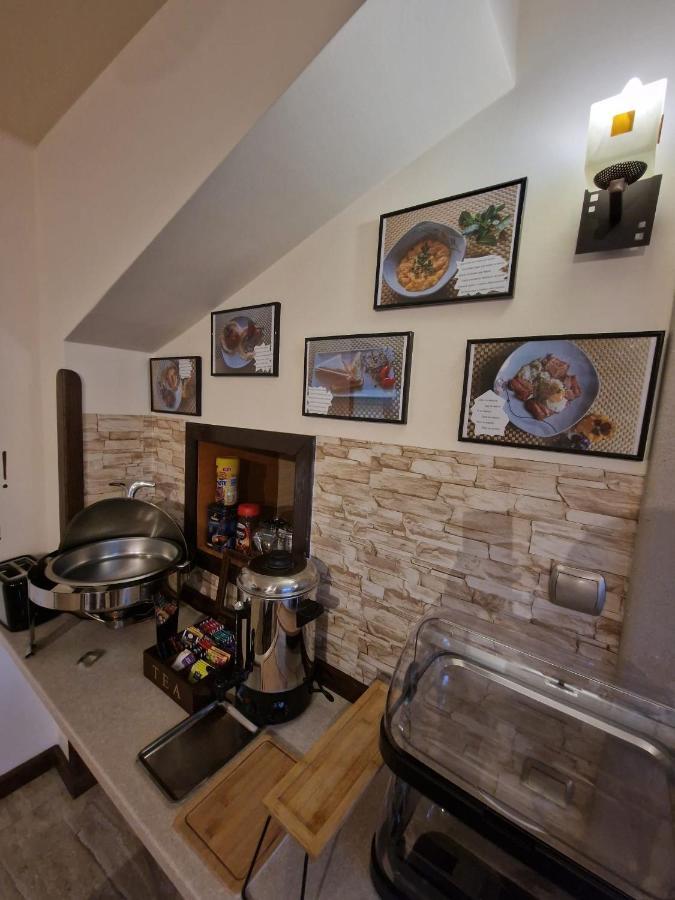 コルビエルフ Irena Bed & Breakfast エクステリア 写真