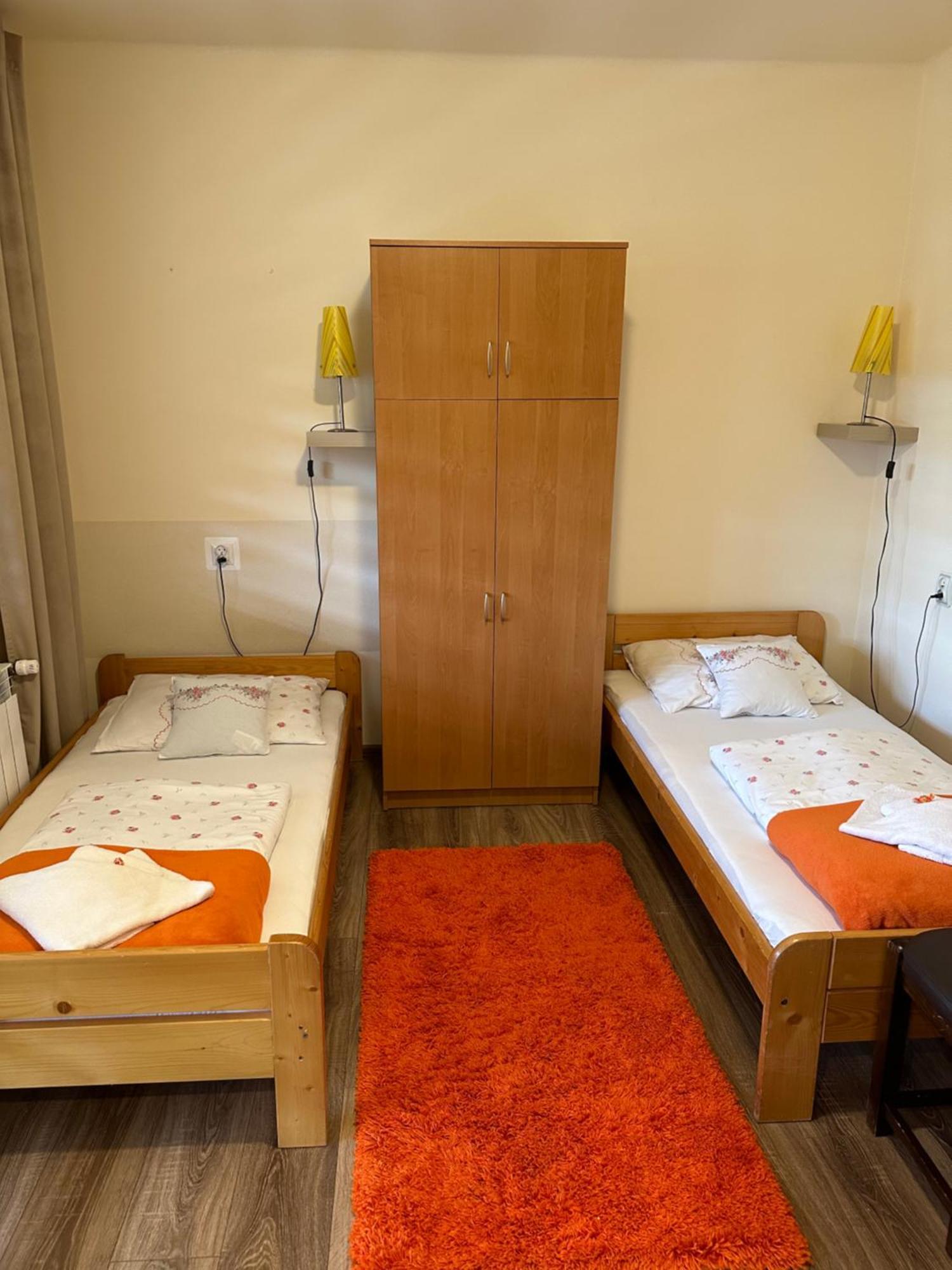 コルビエルフ Irena Bed & Breakfast エクステリア 写真