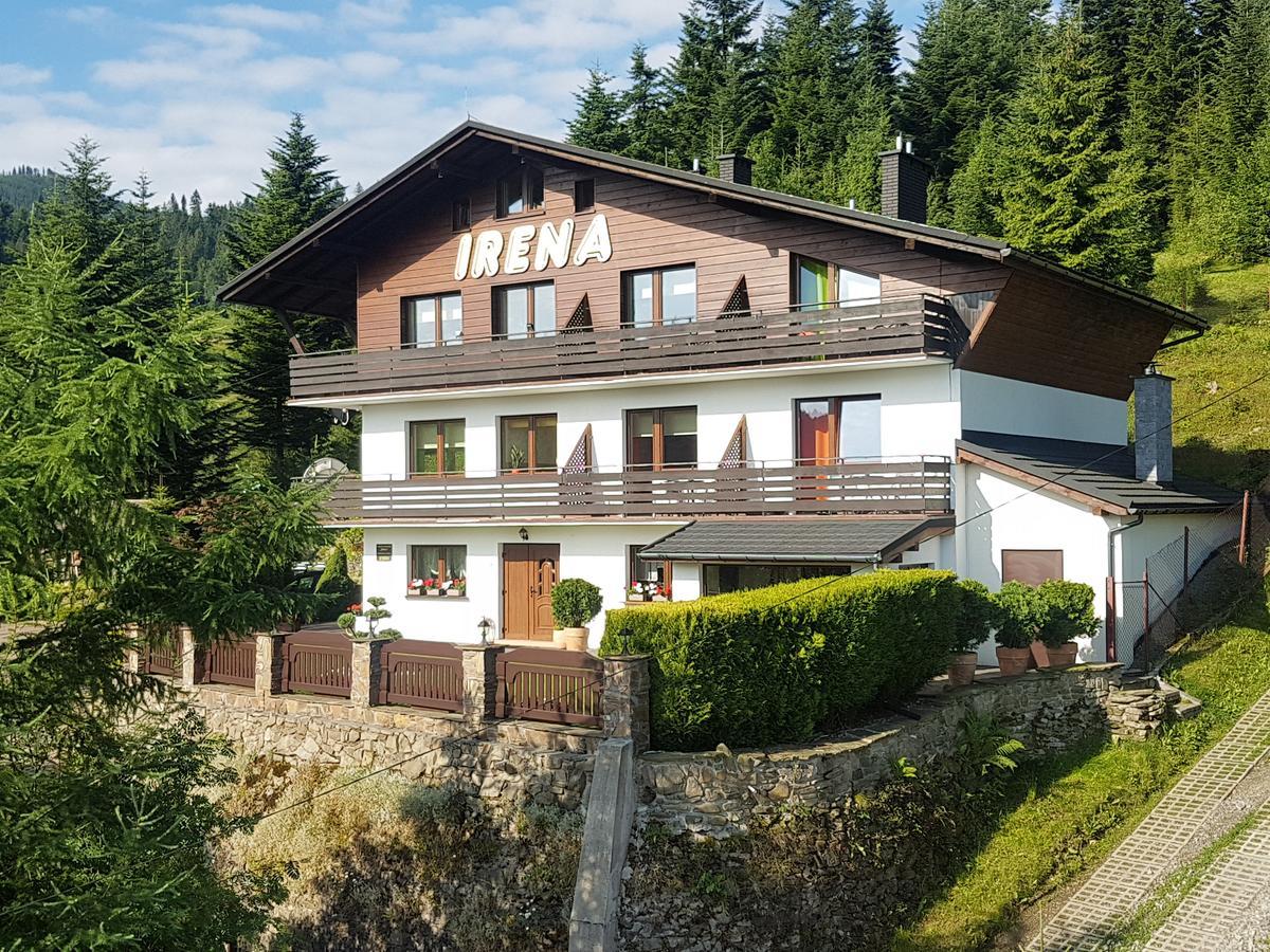 コルビエルフ Irena Bed & Breakfast エクステリア 写真